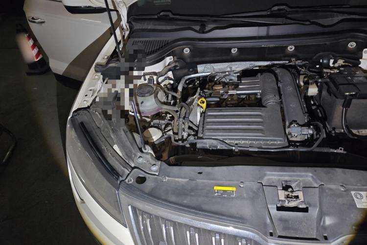 Used Skoda Karoq 2021 TSI280 Luxury Edition Engine Bay Right