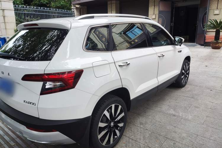 Used Skoda Karoq 2021 TSI280 Luxury Edition Exterior 3