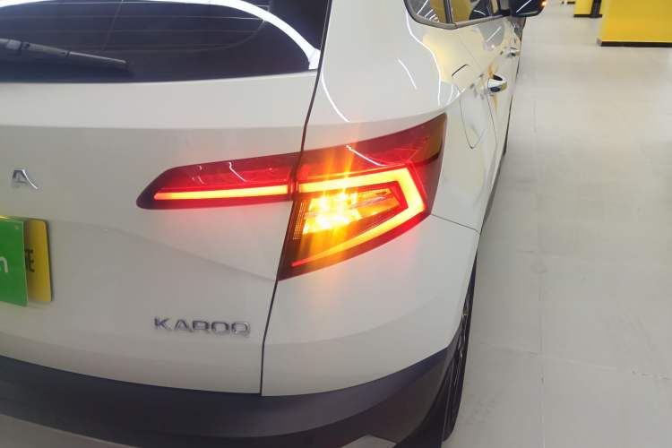 Used Skoda Karoq 2021 TSI280 Technology Edition Exterior 6