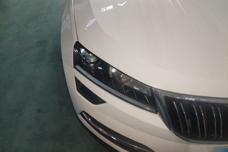 Used Skoda Karoq 2021 TSI280 Luxury Edition Exterior 6