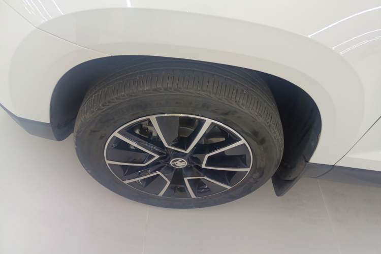 Used Skoda Karoq 2021 TSI280 Technology Edition Exterior 7