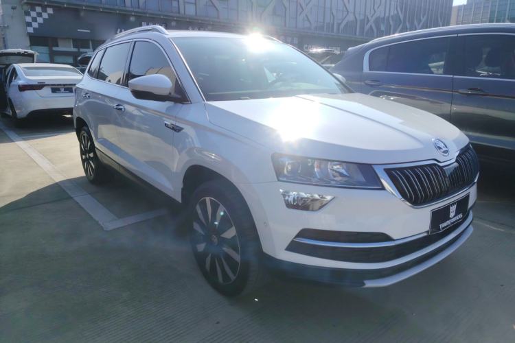 Used Skoda Karoq 2021 TSI280 Luxury Edition Front Right 45 Deg