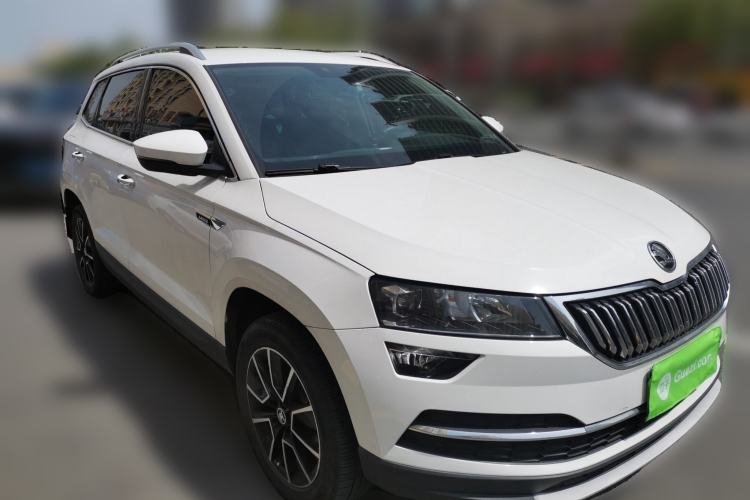 Used Skoda Karoq 2021 TSI280 Technology Edition Front Right 45 Deg