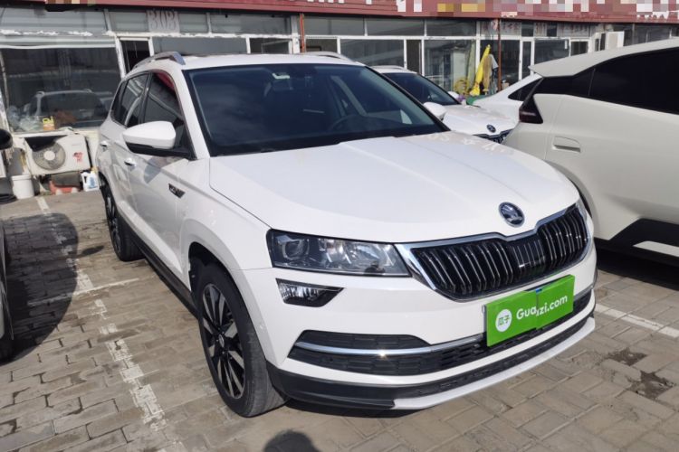 Used Skoda Karoq 2021 TSI280 Luxury Edition Front Right 45 Deg