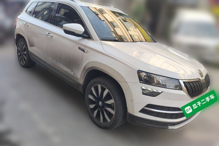 Used Skoda Karoq 2021 TSI280 Luxury Edition Front Right 45 Deg