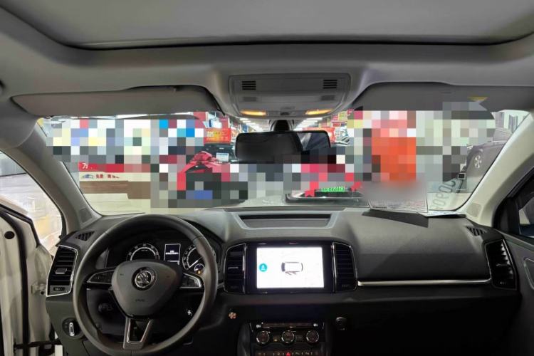 Used Skoda Karoq 2021 TSI280 Luxury Edition Interior 1
