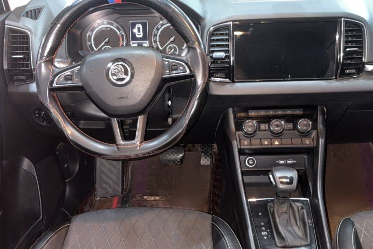 Used Skoda Karoq 2021 TSI280 Technology Edition Interior 3