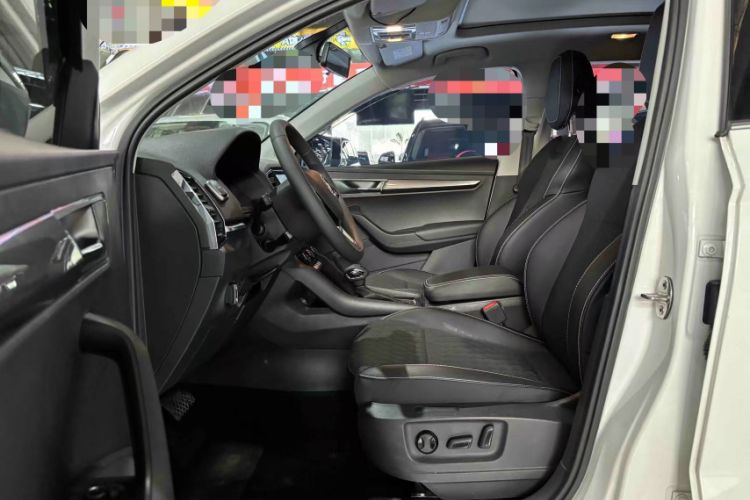 Used Skoda Karoq 2021 TSI280 Luxury Edition Interior 5