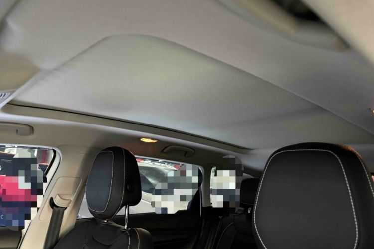 Used Skoda Karoq 2021 TSI280 Luxury Edition Interior 7
