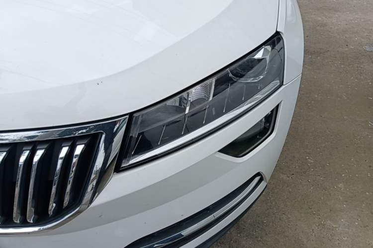 Used Skoda Karoq 2021 TSI280 Technology Edition Left Front Headlight