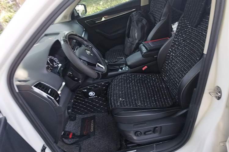 Used Skoda Karoq 2021 TSI280 Luxury Edition Left Front Seat