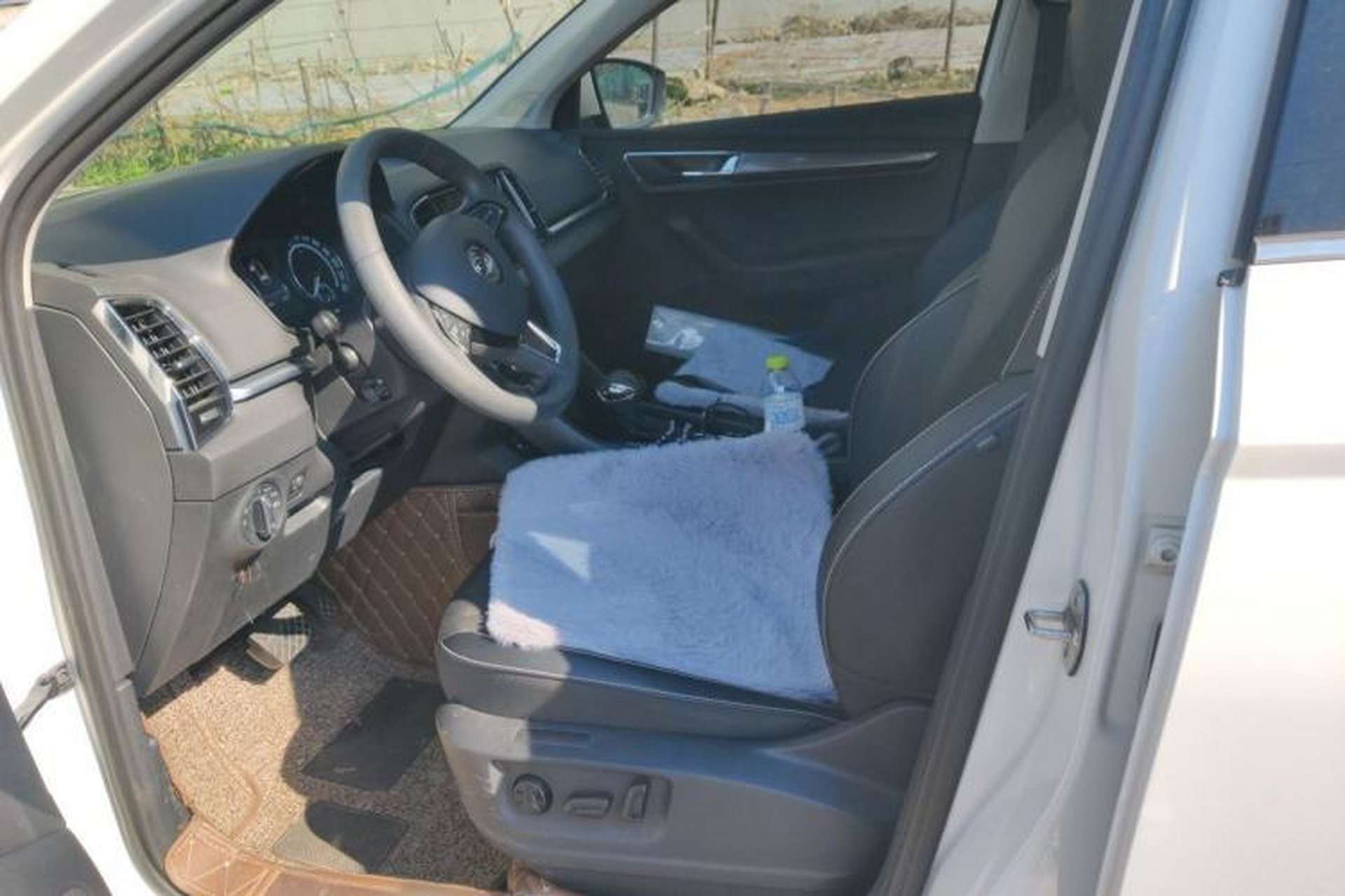 Used Skoda Karoq 2021 TSI280 Luxury Edition Left Front Seat