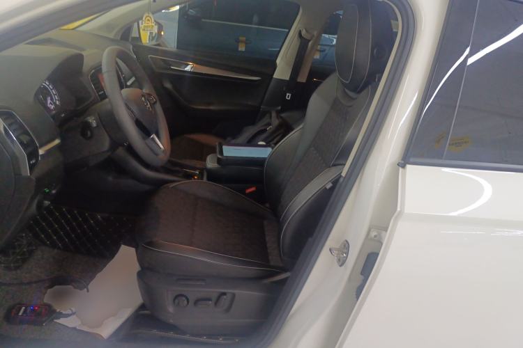 Used Skoda Karoq 2021 TSI280 Technology Edition Left Front Seat