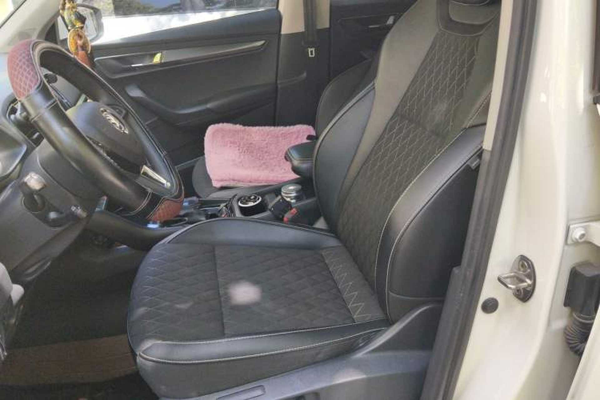 Used Skoda Karoq 2021 TSI280 Luxury Edition Left Front Seat