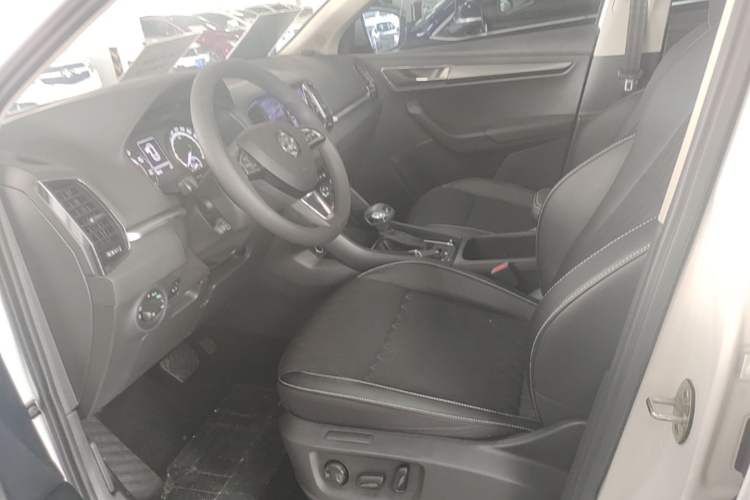 Used Skoda Karoq 2021 TSI280 Luxury Edition Left Front Seat