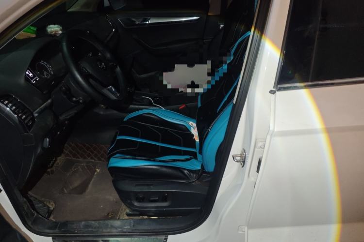 Used Skoda Karoq 2021 TSI280 Luxury Edition Left Front Seat