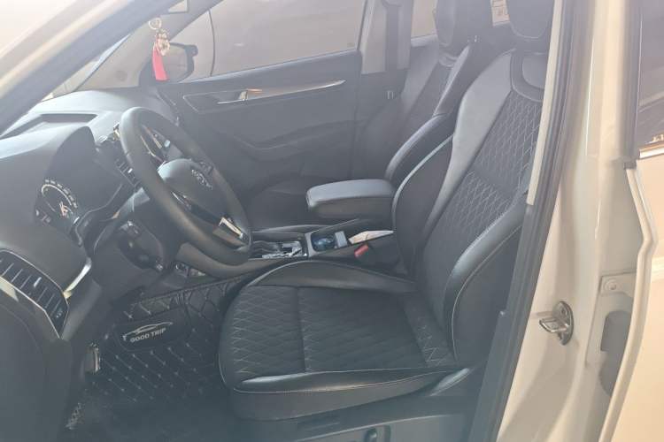 Used Skoda Karoq 2021 TSI280 Luxury Edition Left Front Seat