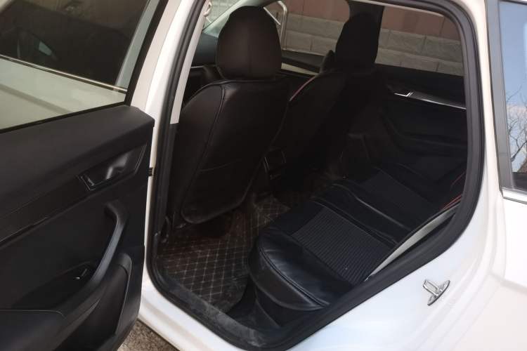 Used Skoda Karoq 2021 TSI280 Luxury Edition Left Rear Seat