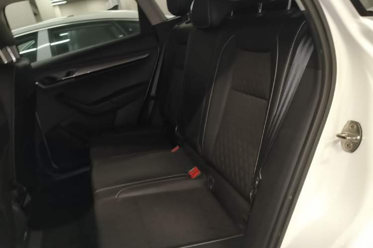 Used Skoda Karoq 2021 TSI280 Technology Edition Left Rear Seat