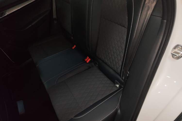 Used Skoda Karoq 2021 TSI280 Luxury Edition Left Rear Seat