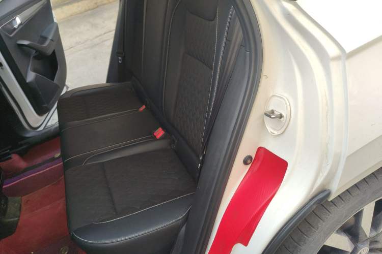 Used Skoda Karoq 2021 TSI280 Luxury Edition Left Rear Seat