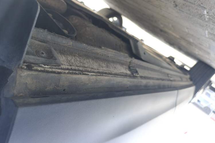Used Skoda Karoq 2021 TSI280 Luxury Edition Left Side Sill