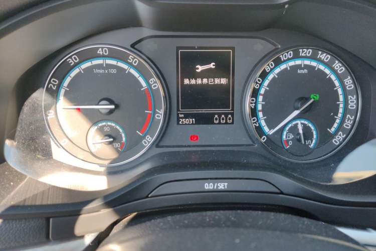 Used Skoda Karoq 2021 TSI280 Luxury Edition Odometer Close Up