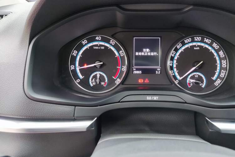 Used Skoda Karoq 2021 TSI280 Luxury Edition Odometer Close Up