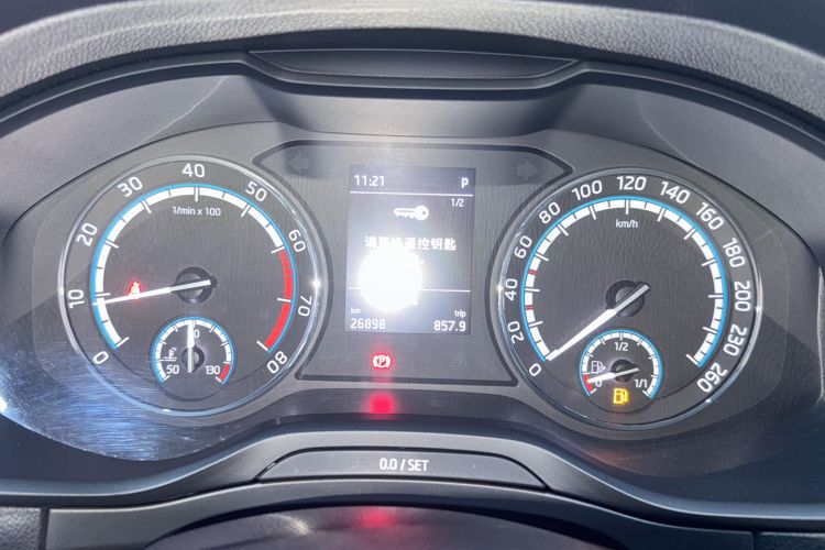Used Skoda Karoq 2021 TSI280 Luxury Edition Odometer Close Up