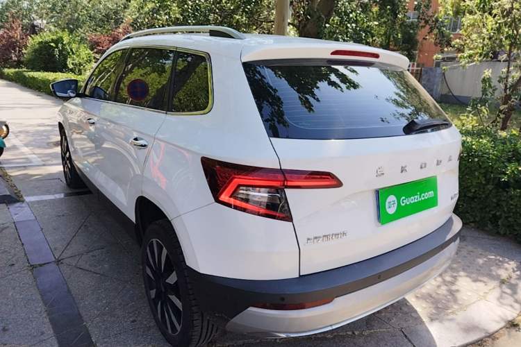 Used Skoda Karoq 2021 TSI280 Luxury Edition Rear Left 45 Deg