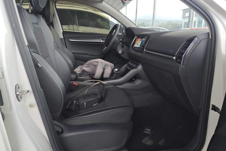 Used Skoda Karoq 2021 TSI280 Technology Edition Right Front Seat