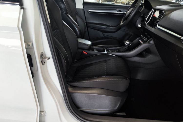 Used Skoda Karoq 2021 TSI280 Luxury Edition Right Front Seat
