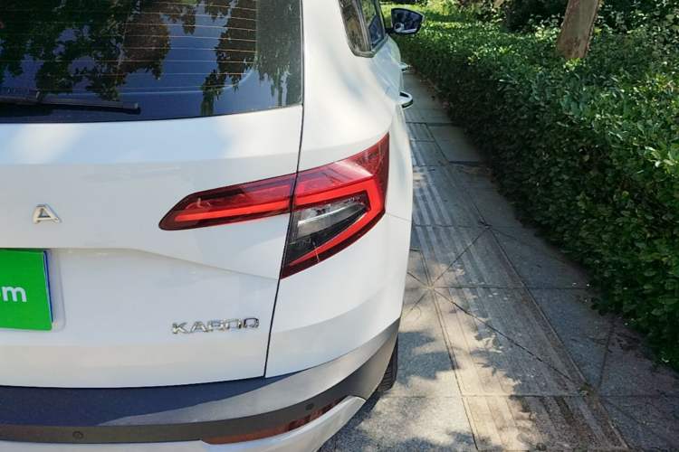 Used Skoda Karoq 2021 TSI280 Luxury Edition Right Rear Taillight