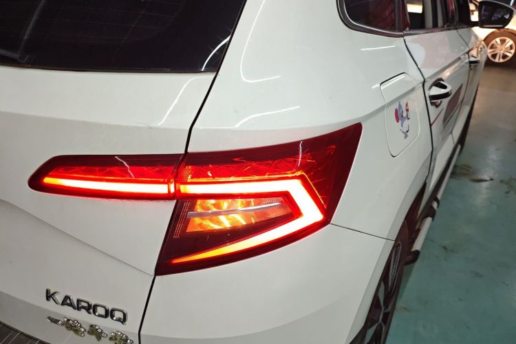 Used Skoda Karoq 2021 TSI280 Luxury Edition Right Rear Taillight