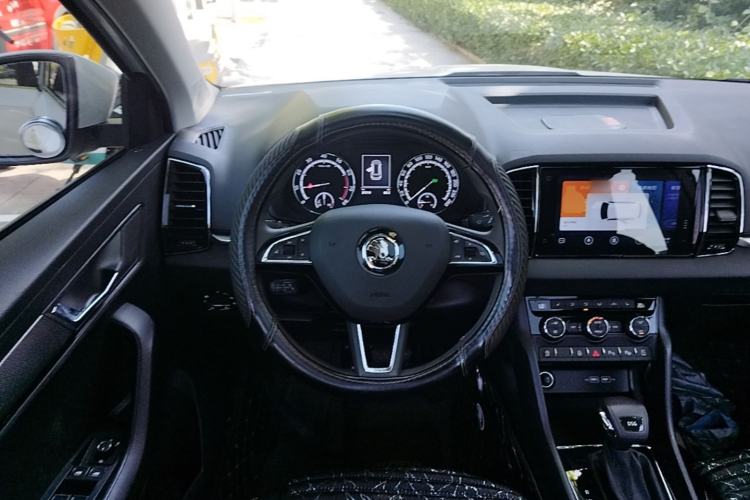 Used Skoda Karoq 2021 TSI280 Luxury Edition Steering Wheel