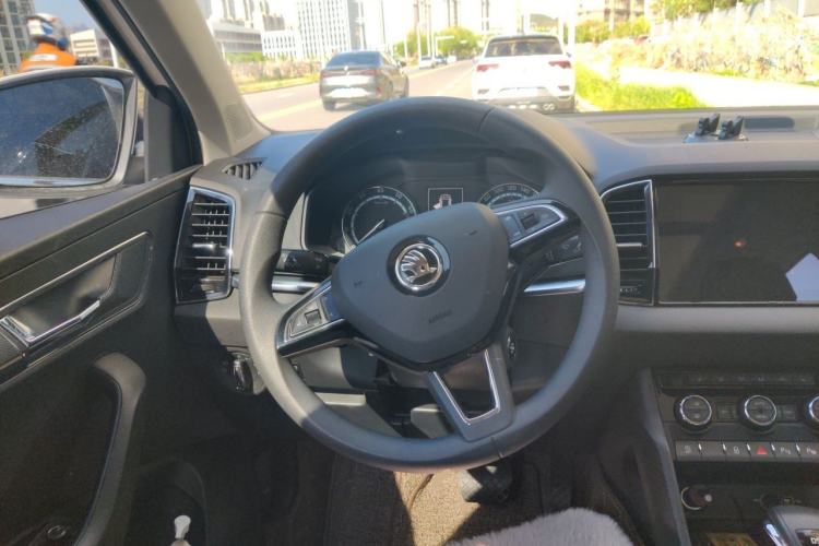 Used Skoda Karoq 2021 TSI280 Luxury Edition Steering Wheel
