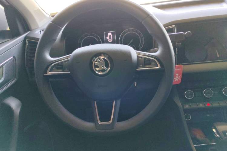 Used Skoda Karoq 2021 TSI280 Technology Edition Steering Wheel