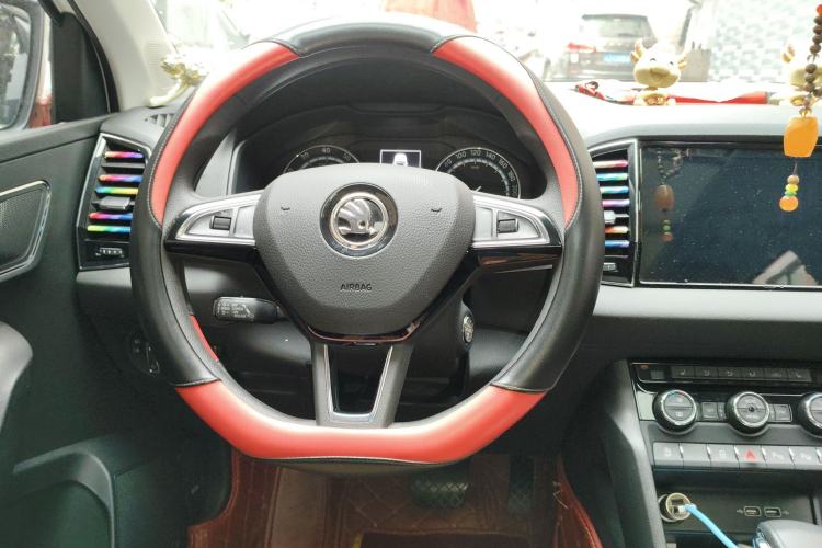 Used Skoda Karoq 2021 TSI280 Luxury Edition Steering Wheel