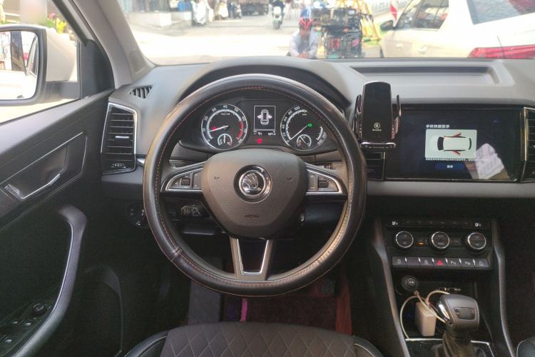 Used Skoda Karoq 2021 TSI280 Luxury Edition Steering Wheel