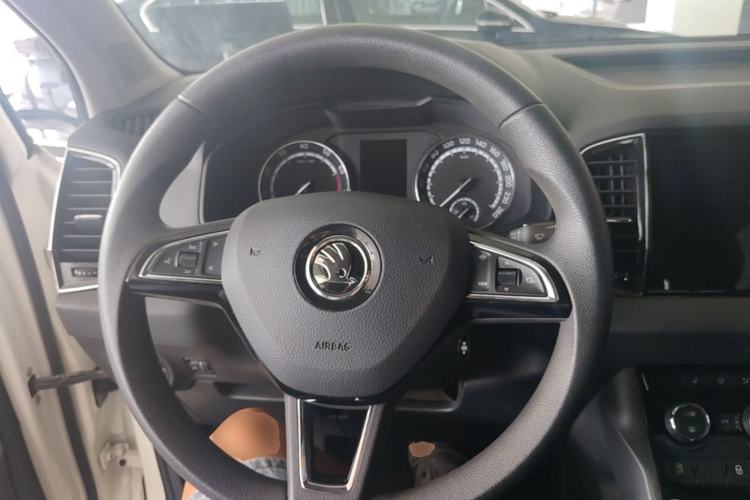 Used Skoda Karoq 2021 TSI280 Technology Edition Steering Wheel