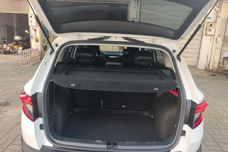 Used Skoda Karoq 2021 TSI280 Luxury Edition Trunk