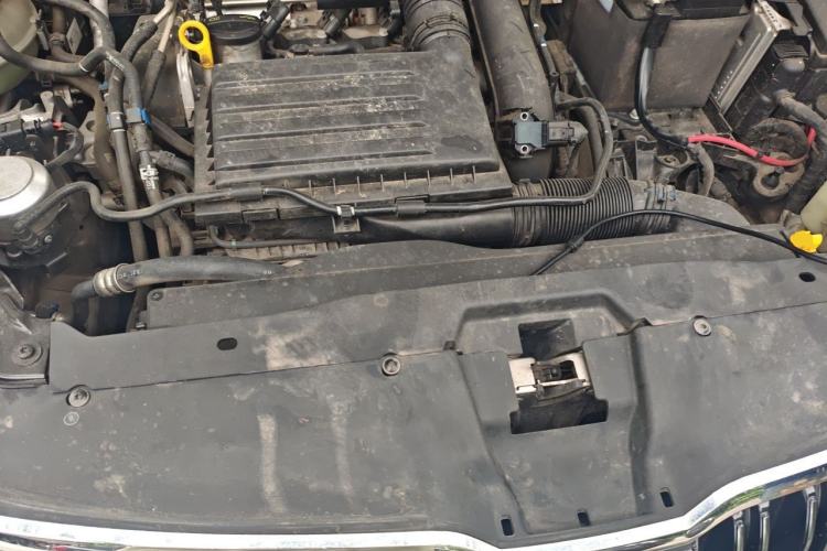 Used Skoda Karoq 2021 TSI280 Luxury Edition Engine Bay