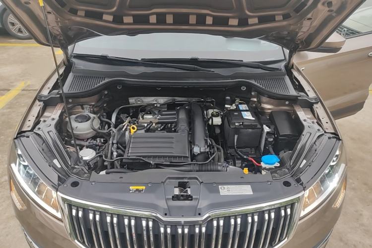 Used Skoda Karoq 2021 TSI280 Technology Edition Engine Bay