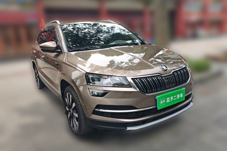 Used Skoda Karoq 2021 TSI280 Luxury Edition Front Right 45 Deg