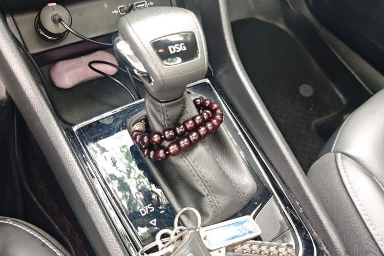 Used Skoda Karoq 2021 TSI280 Luxury Edition Gear Lever