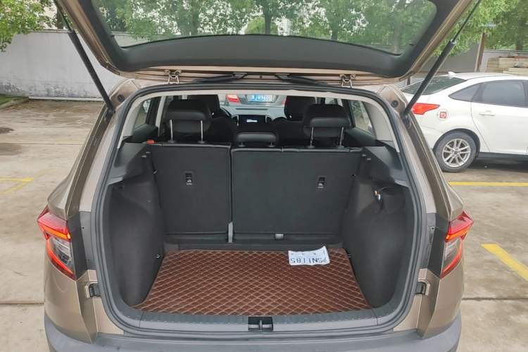 Used Skoda Karoq 2021 TSI280 Technology Edition Trunk