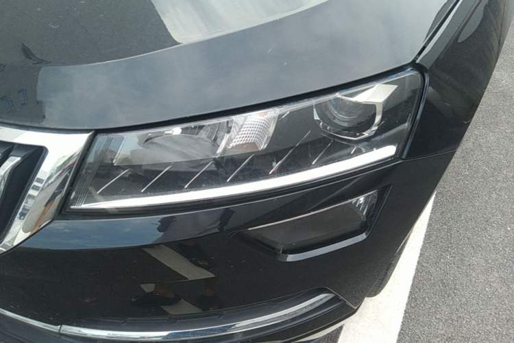 Used Skoda Karoq 2022 TSI280 Premium Edition Left Front Headlight