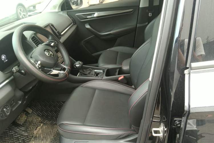 Used Skoda Karoq 2022 TSI280 Premium Edition Left Front Seat