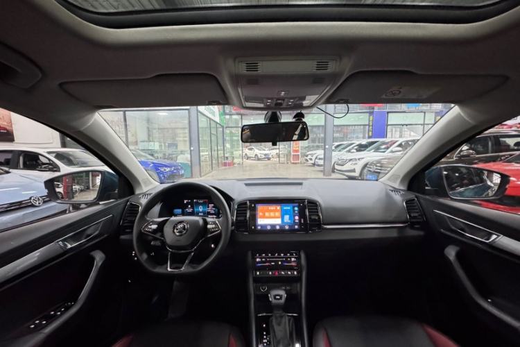 Used Skoda Karoq 2022 Restyled TSI280 Luxury Edition Interior 1