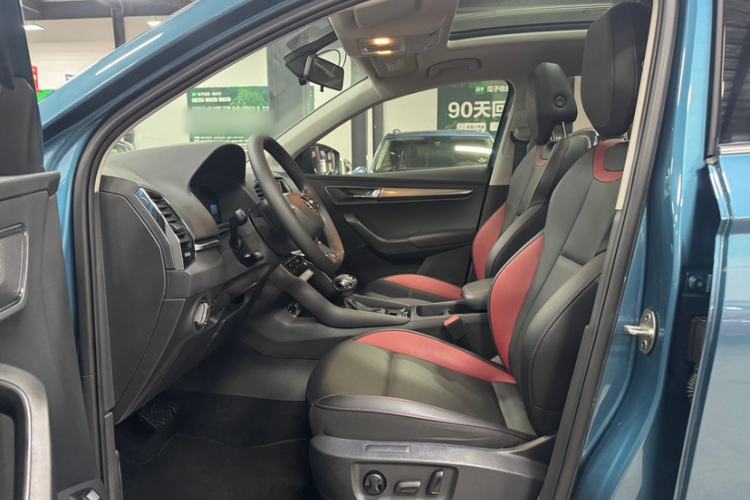 Used Skoda Karoq 2022 Restyled TSI280 Luxury Edition Interior 3